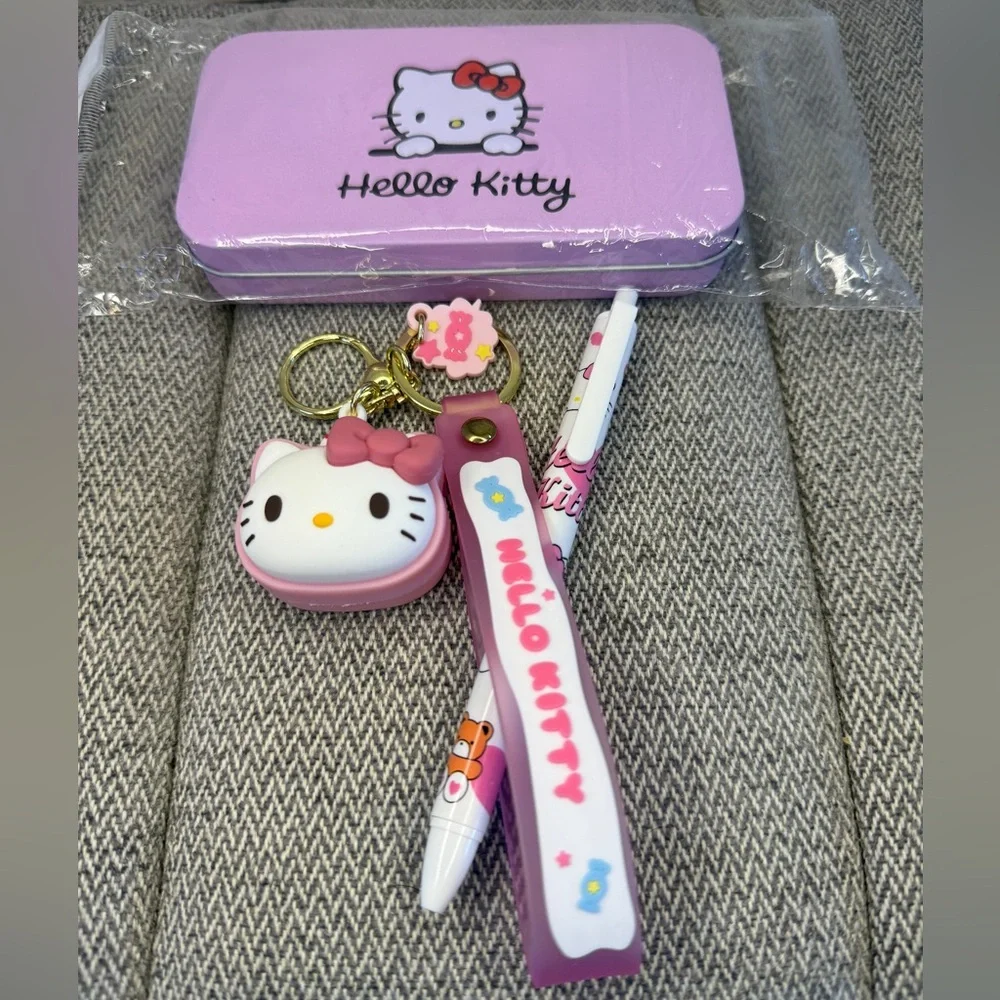 Hello Kitty Makeup Brush Set In Tin Case + Hello Kitty Key Chain and Pen Bundle - Picture 12 of 13